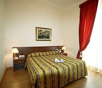 Hotell Eletto 3*