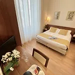 Ξενοδοχείο Eletto 3*