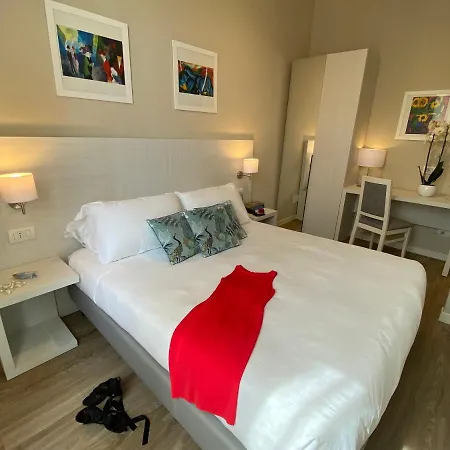 Eletto Hotel 3*
